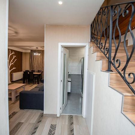 באקוריאני Villa Garden מראה חיצוני תמונה