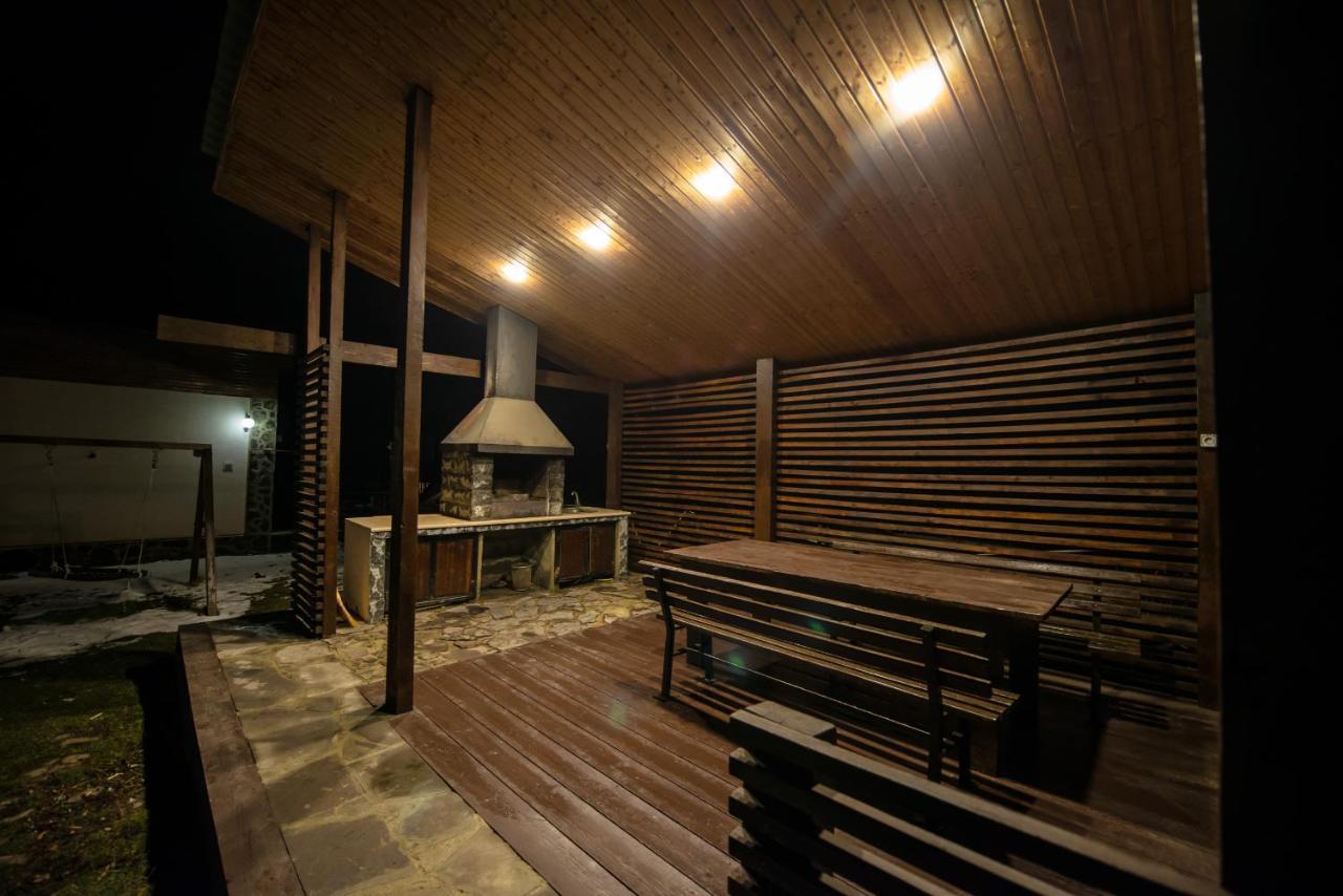 באקוריאני Villa Garden מראה חיצוני תמונה