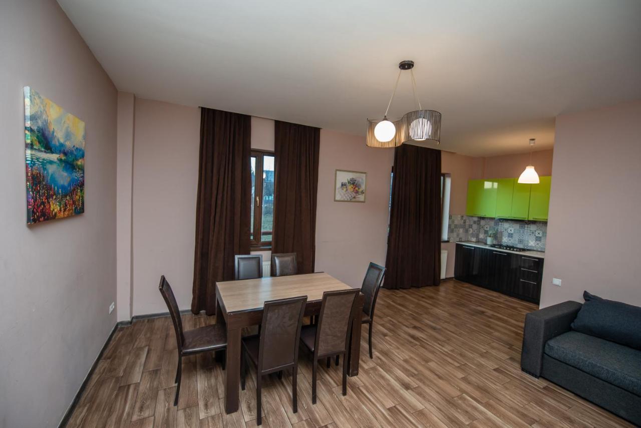 באקוריאני Villa Garden מראה חיצוני תמונה