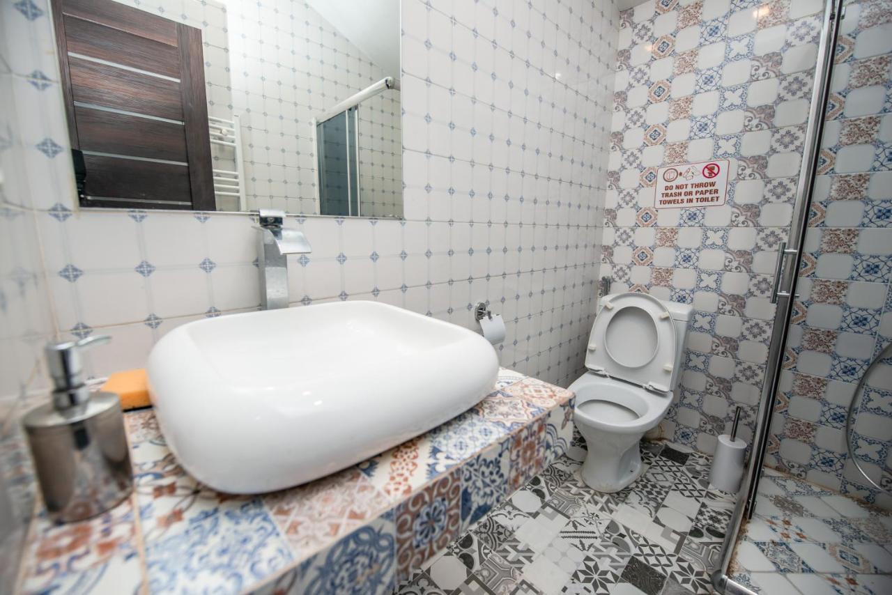 באקוריאני Villa Garden מראה חיצוני תמונה