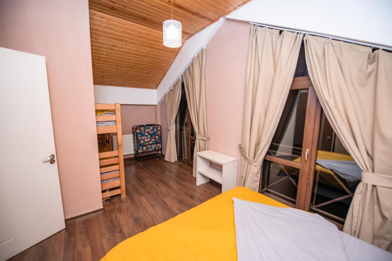 באקוריאני Villa Garden מראה חיצוני תמונה