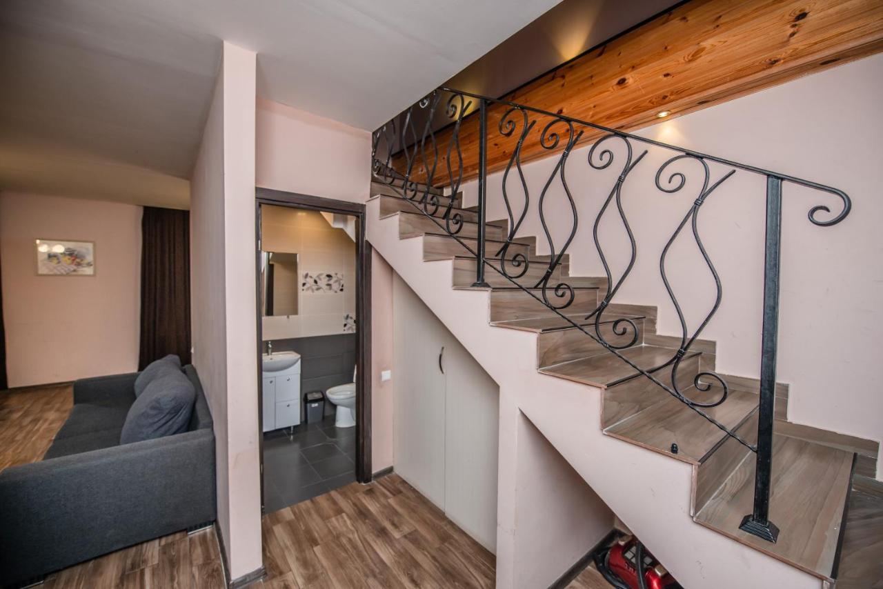 באקוריאני Villa Garden מראה חיצוני תמונה