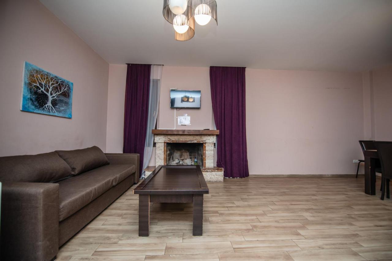 באקוריאני Villa Garden מראה חיצוני תמונה